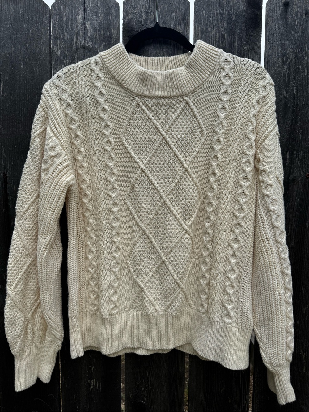 Universal Thread Classic Cable Knit Crewneck Sweater